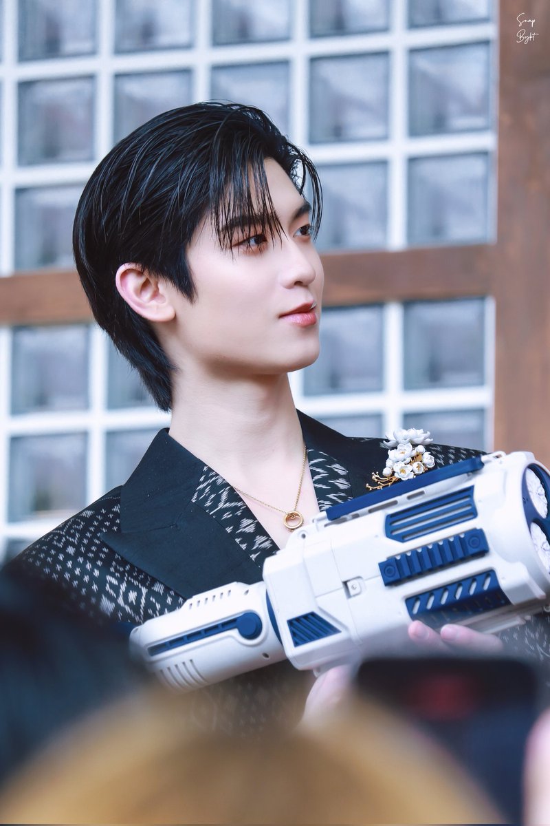 KtShawol's tweet photo. ⋆˚⊹♡˖°

Thomas Kong Songkran at Central
#CentralPattanaxThomasKong
#โทมัสก้อง #ThomasKong
#tthomastc  @tthomastc https://t.co/7lFCxoDHcA