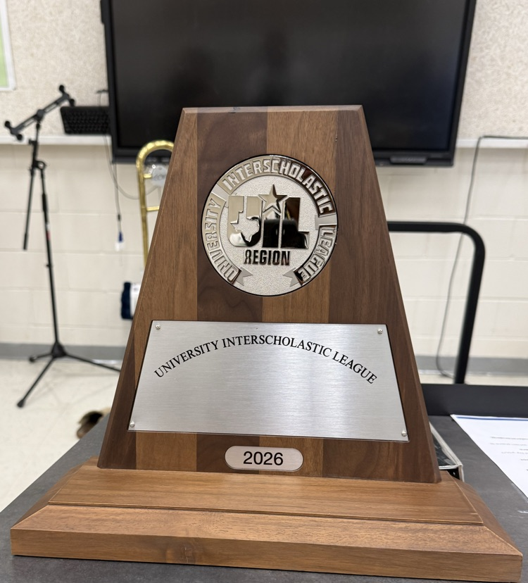 CMMSFoxes's tweet photo. The CMMS Wind Ensemble has once again achieved remarkable success! Both their stage and sight reading performances received unanimous “Superior” ratings from all judges. We are thrilled to bring home more hardware! Go Foxes 🦊 https://t.co/4aMI4rv6Go