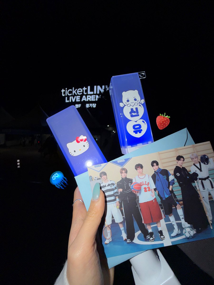 ᵐᵉᵒʷ tweet media