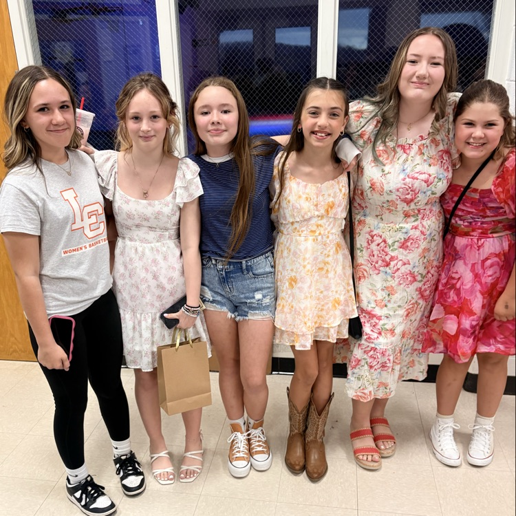 North Middle School tweet media