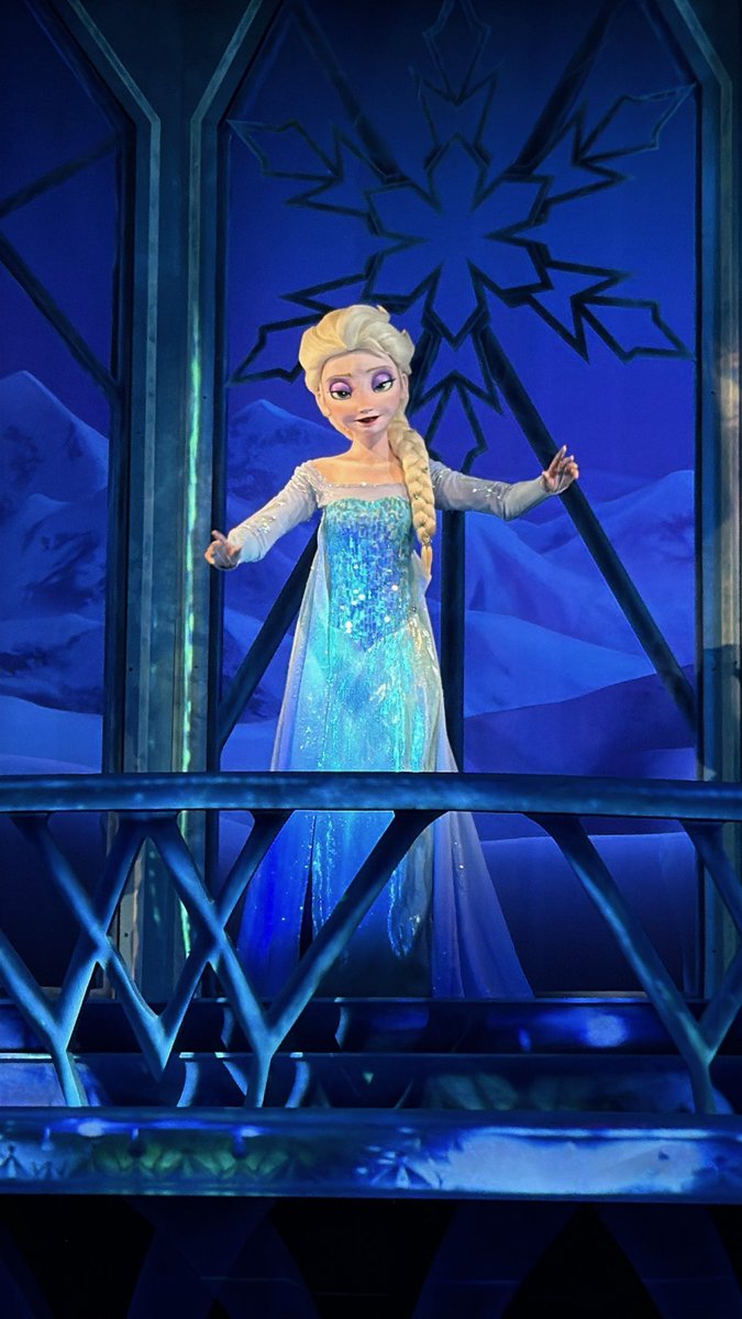 Mousesteps's tweet image. Jeff was able to walk into World of Frozen about a half hour ago.

The Frozen Ever After single rider was only 10 minutes while the ride otherwise had a 2 hour wait.

#frozen #frozeneverafter #worldoffrozen #disneyadventureworld