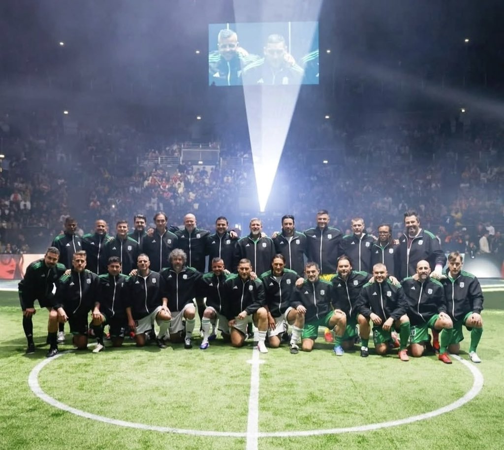 ZaccardoC's tweet photo. Raduno Operazione Nostalgia ⚽️🔥 https://t.co/yUvyrOoffZ