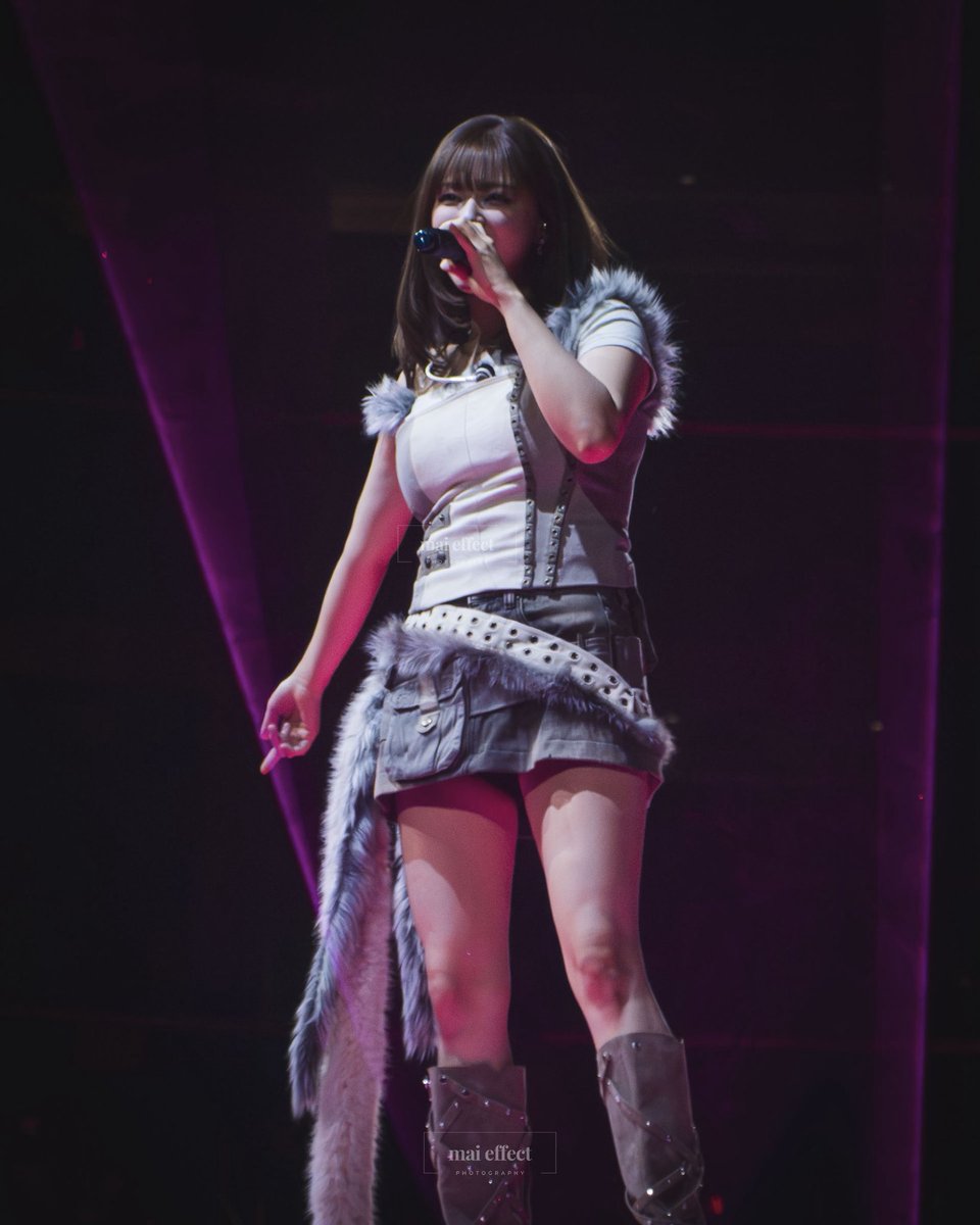 Hourly Jeongyeon tweet media