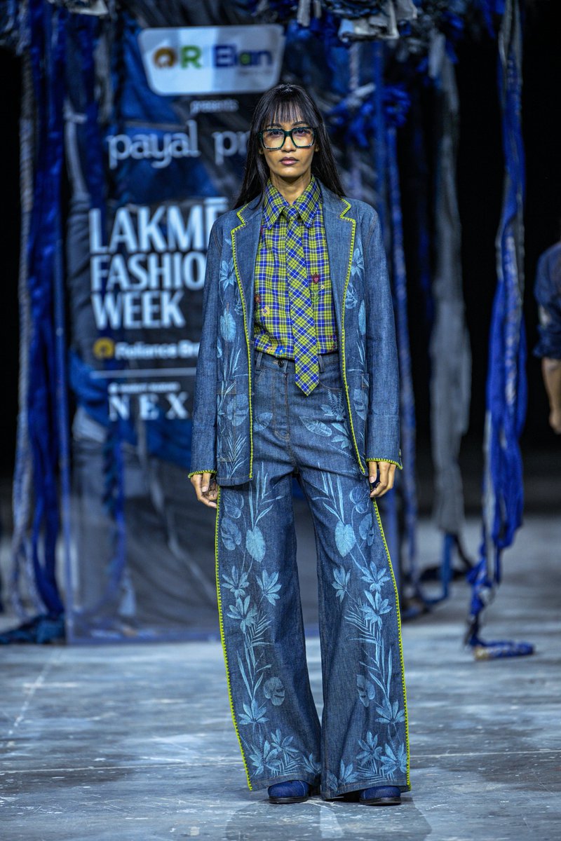 R | Elan tweet media