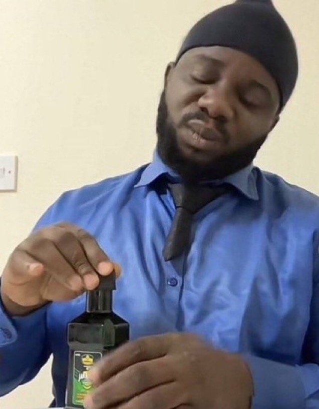 €mBee ™ tweet media