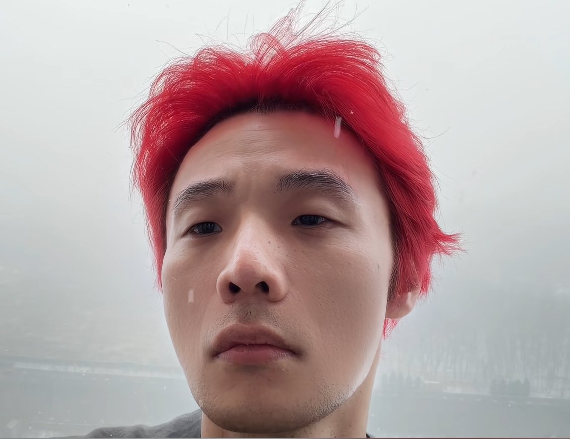 iburn_king's tweet photo. 第一次听到“如何呢又能怎”的时候我就觉得李荣浩应该告他，但是现在才告，李荣浩还是太能忍了 https://t.co/tPfo6xQ10W