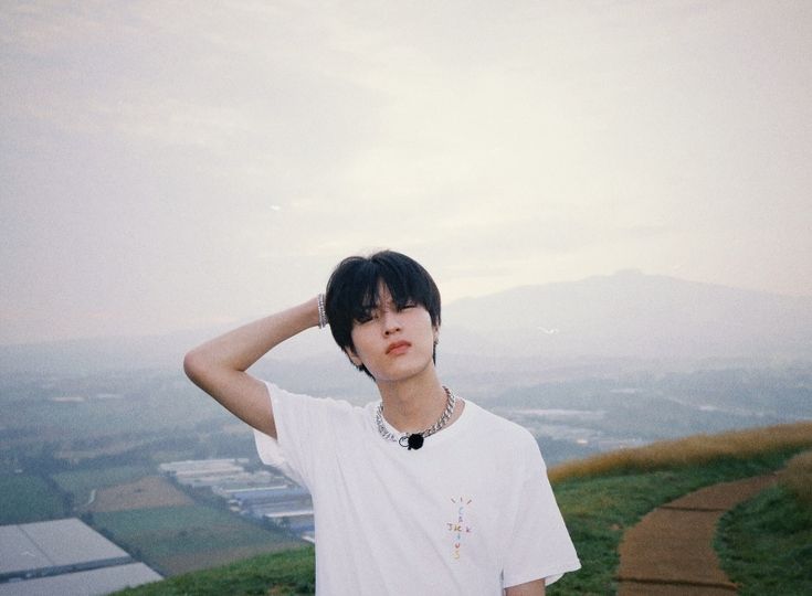 senior minul tweet media