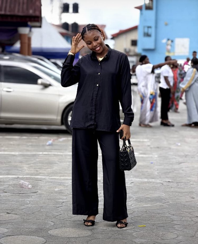 Medusa🌸 tweet media