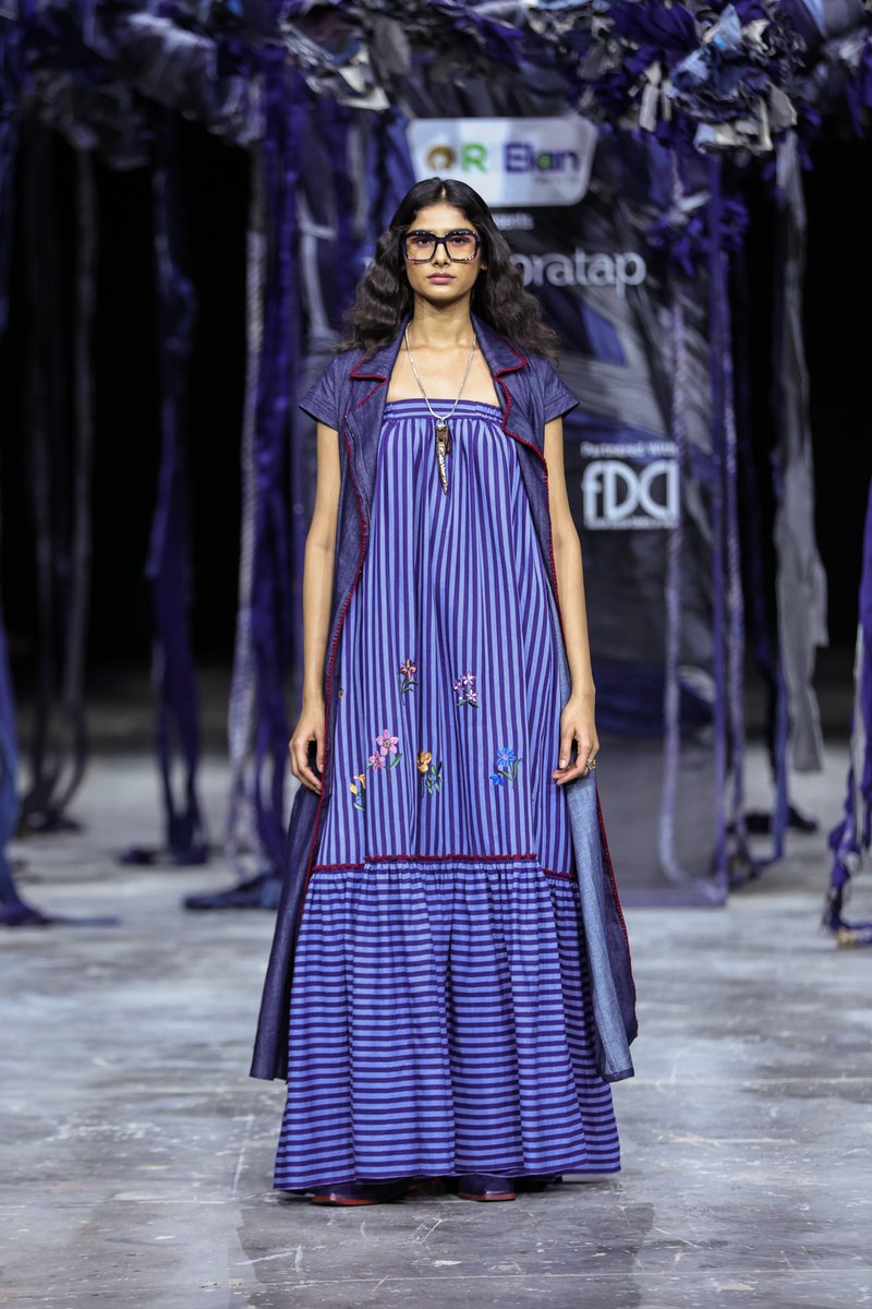 R | Elan tweet media