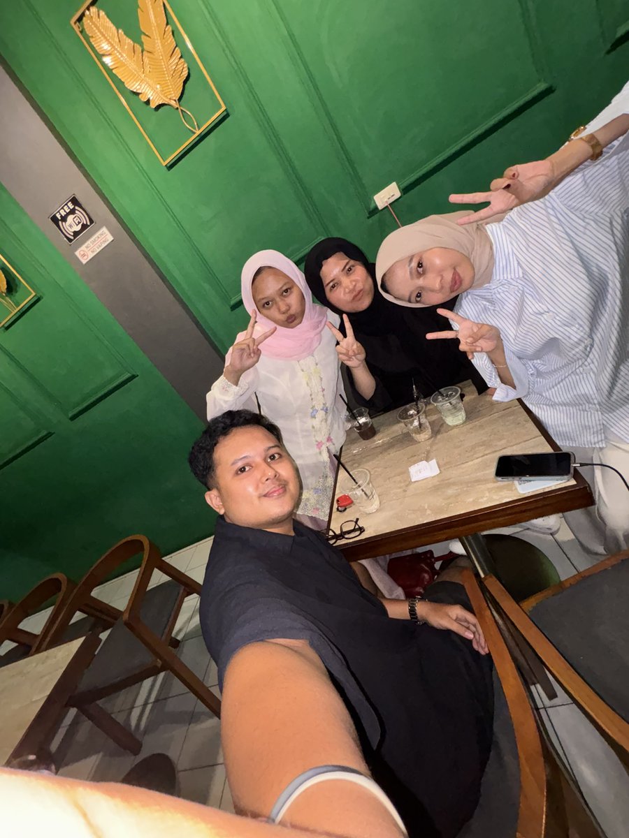 ndayyy🐣 tweet media