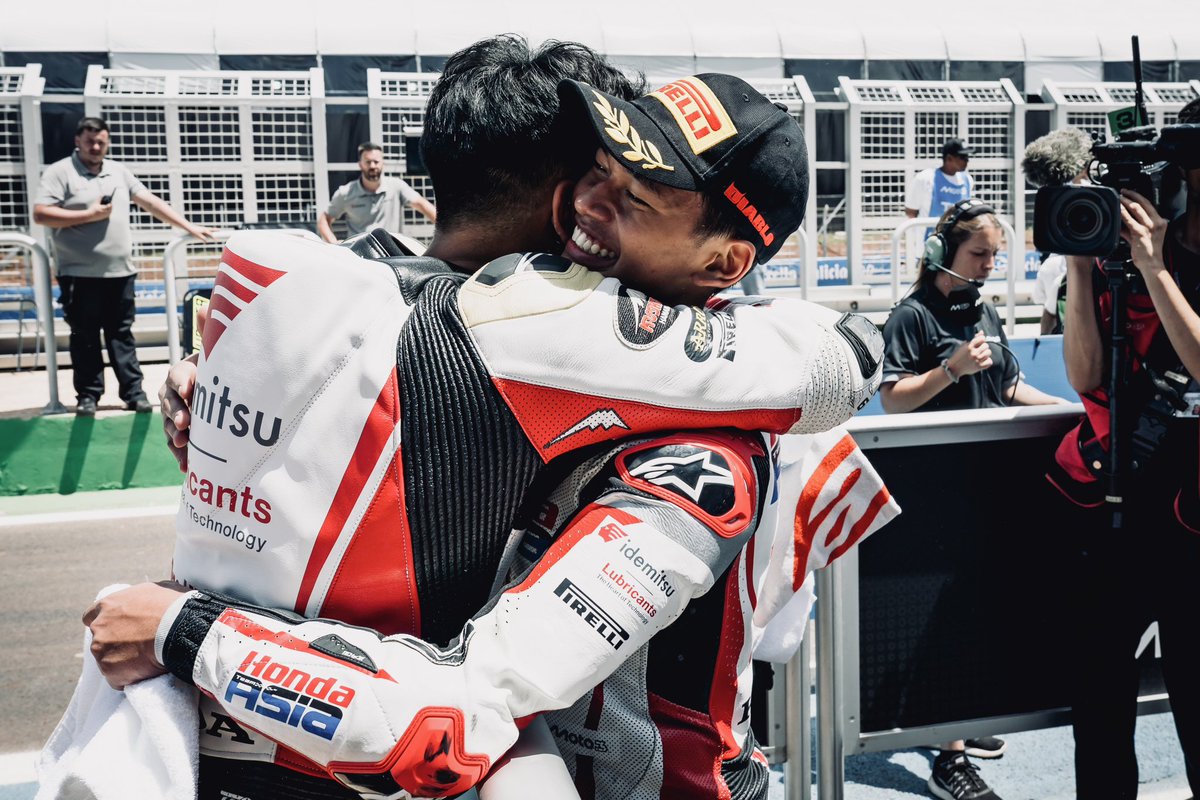 honda_team_asia's tweet photo. Brotherhood 🫂🇮🇩
More than a team, a family 💪
#IHTA #AuraFarm https://t.co/vylkFtl0D9