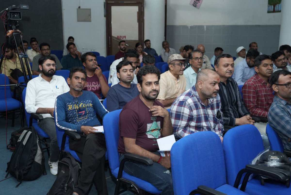 Around 105+ participants from Gujarat attended yesterday's #LegalAwarenessSeminar On 29-3-2026 @ Bhavan's College Hall, #Ahmedabad. We received an amazing response to this enlightening seminar.
#JusticeForMen
#FightBackAgainstFakeCase

<a href="/Puruhotra/">Puruhotra : Saarathi for Men</a>
<a href="/sifgujarat/">Samanta Foundations(SIF Gujarat)</a> 
#SamantaFoundation