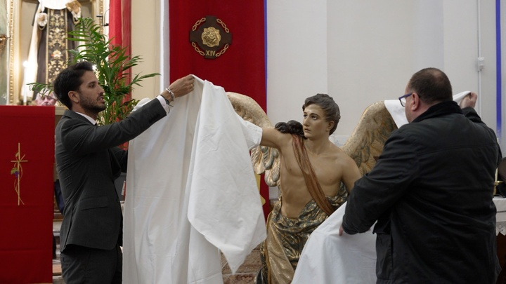 regiondemurcia's tweet image. 🎨👩🏻‍🎨Cultura culmina la restauración del grupo escultórico de La Oración en el Huerto de #Mula.

🗣️Destaca "el compromiso con la conservación del patrimonio cofrade como seña de identidad y motor cultural y turístico de la Región".

Noticia: f.mtr.cool/nlshbwsiby