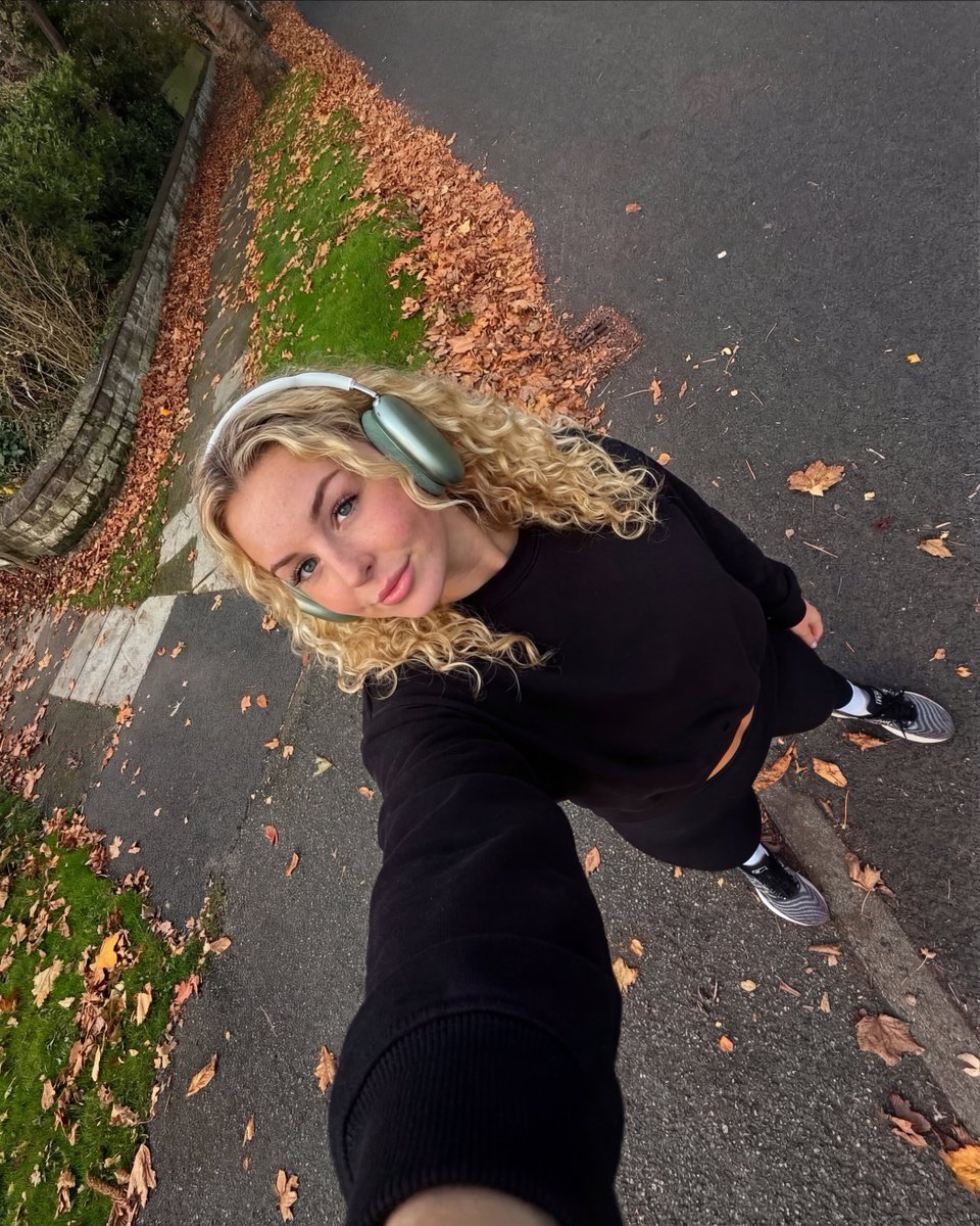 onlydaisygrace tweet media