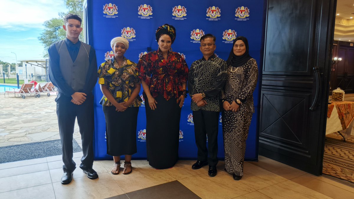 Malawakil Windhoek tweet media