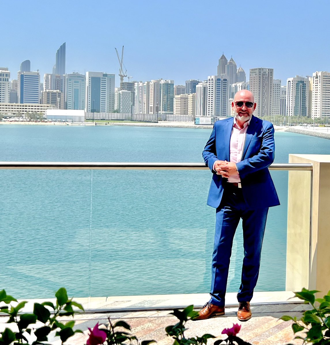 𝑽𝒂́𝒄𝒍𝒂𝒗 𝑼𝒓𝒃𝒂𝒏 tweet media