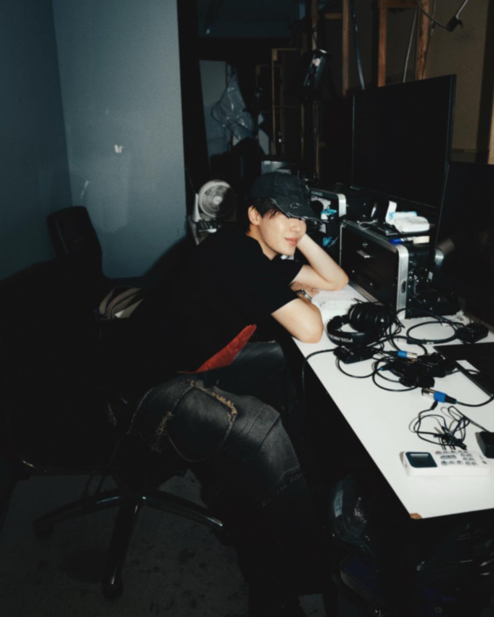 Dew Official Fanclub tweet media