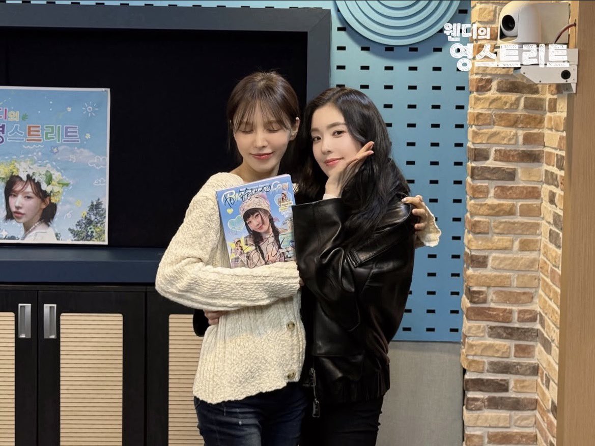 Irene 아이린 Global 🌷 tweet media