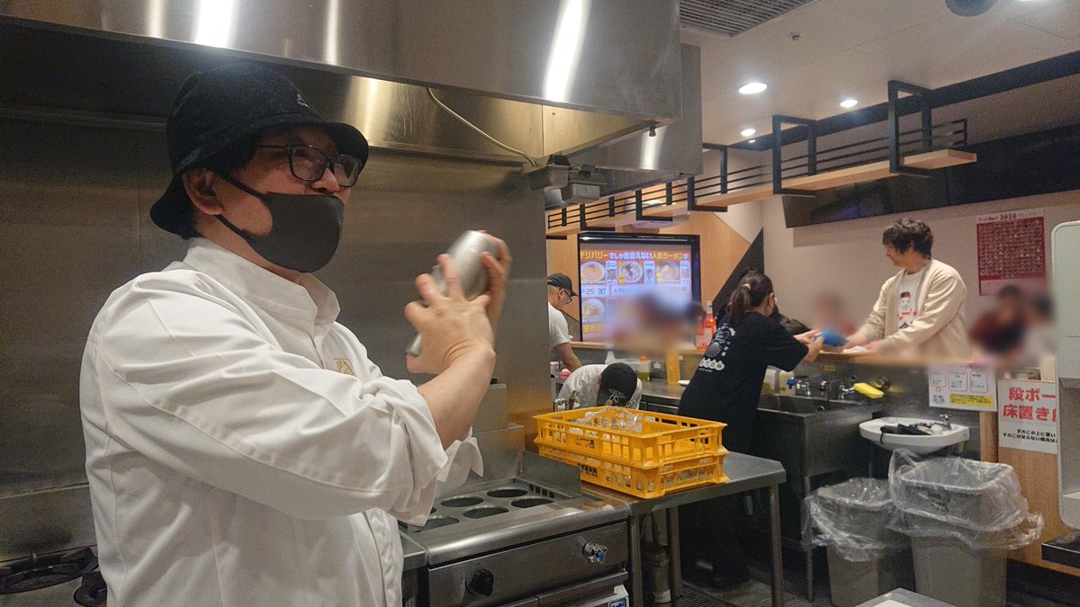 まえざわ🍜 tweet media