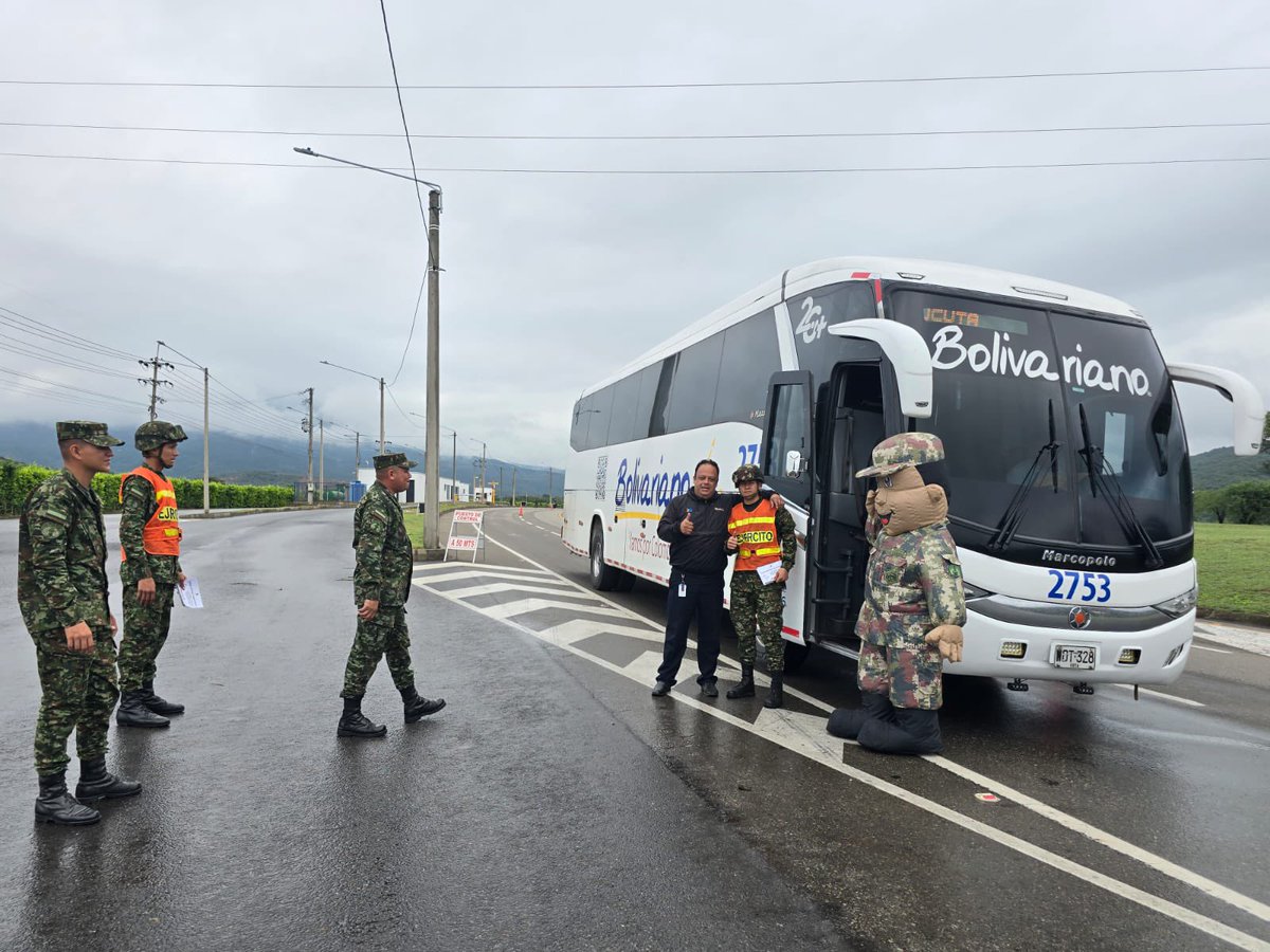 Segunda División del Ejército Nacional tweet media