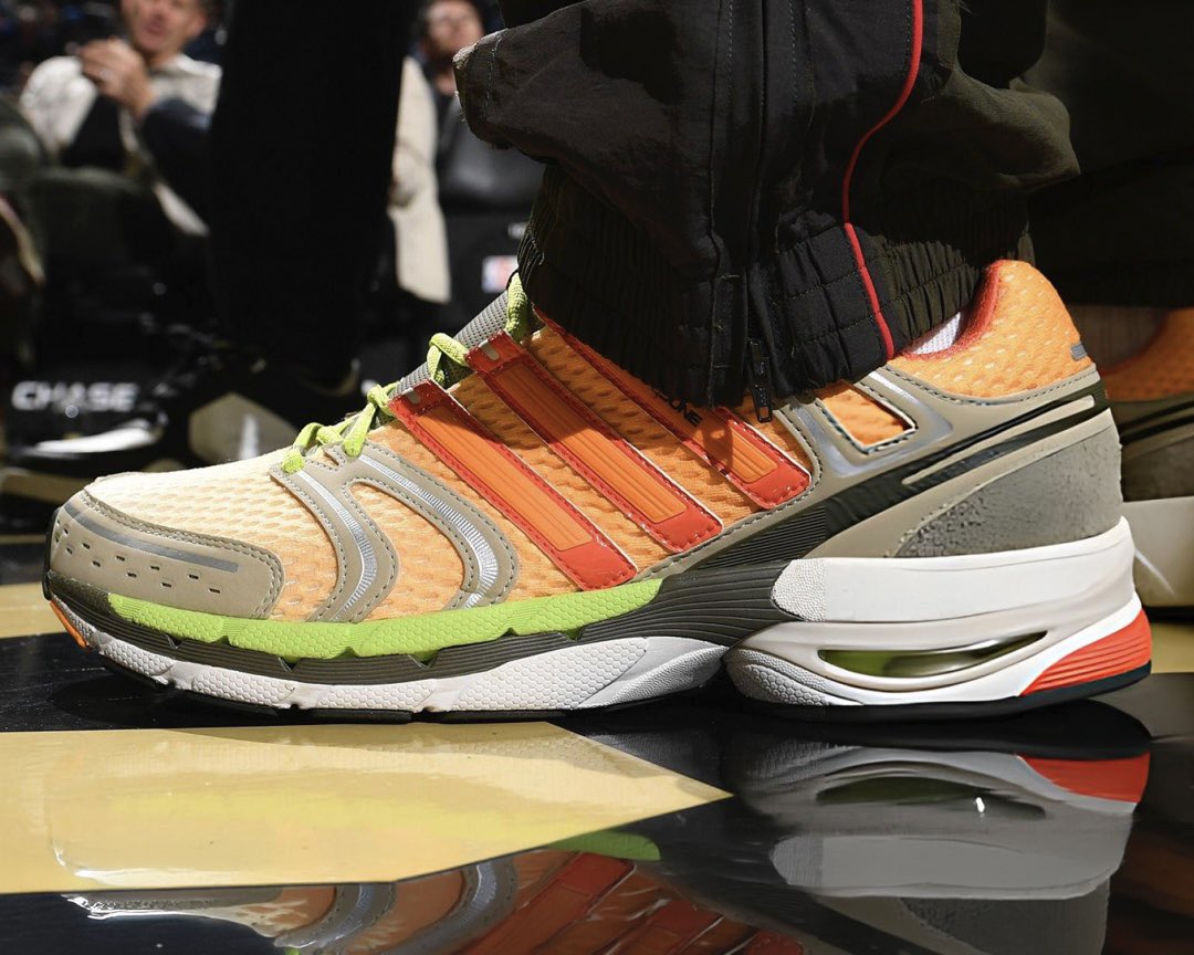 Nice Kicks tweet media