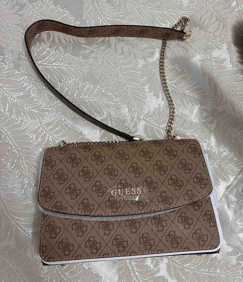 تألقي مع GUESS 💃

خصومات تصل إلى 50% + 20% خصم إضافي 🎁
كود GUESS20 بانتظارك 🔥"
ty.gl/vkuqxu5jmrn8a

العرض خراااافي ماينفوت 🤩😍

العدد محدود 

شوفو فرق السعر مع الكود