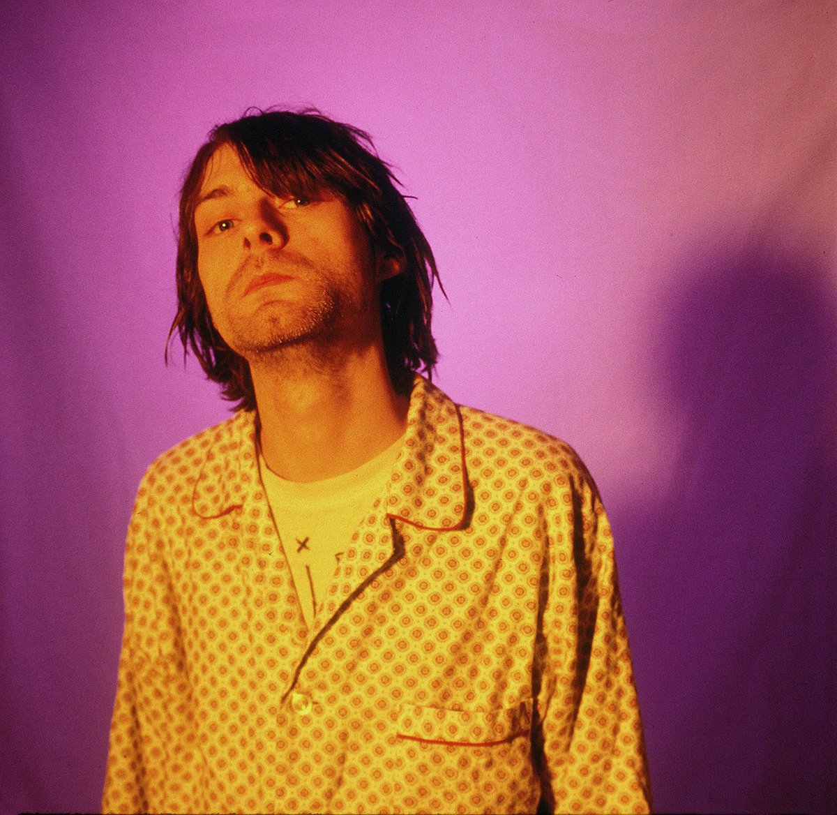 hourly kurt cobain tweet media