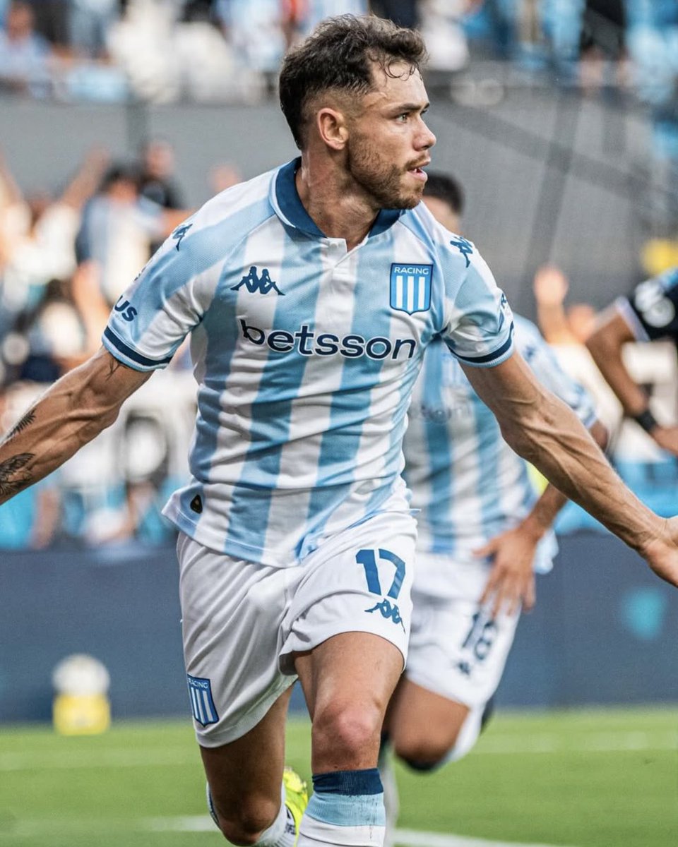 Data Racing 👑 tweet media