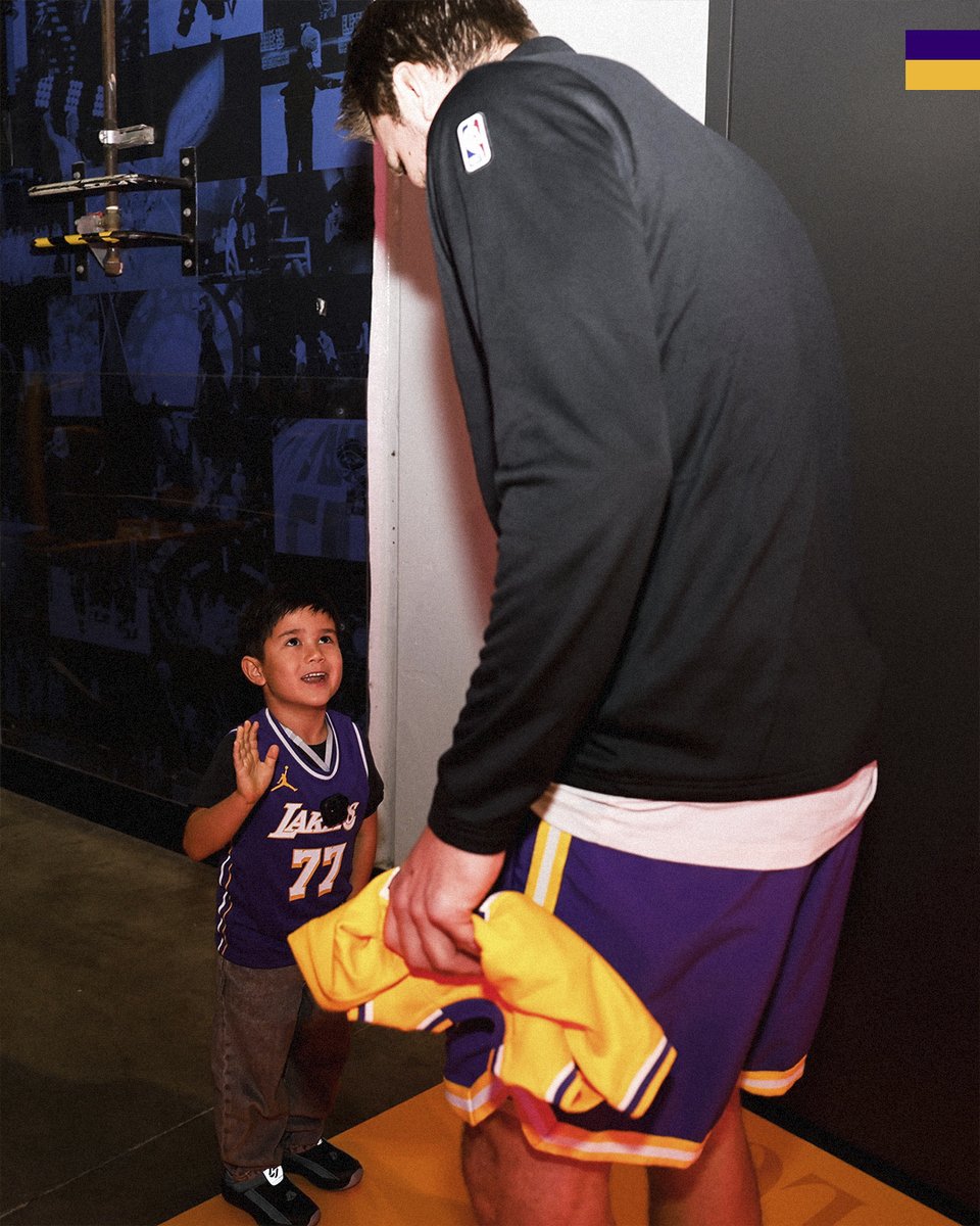 Lakers Nation tweet media