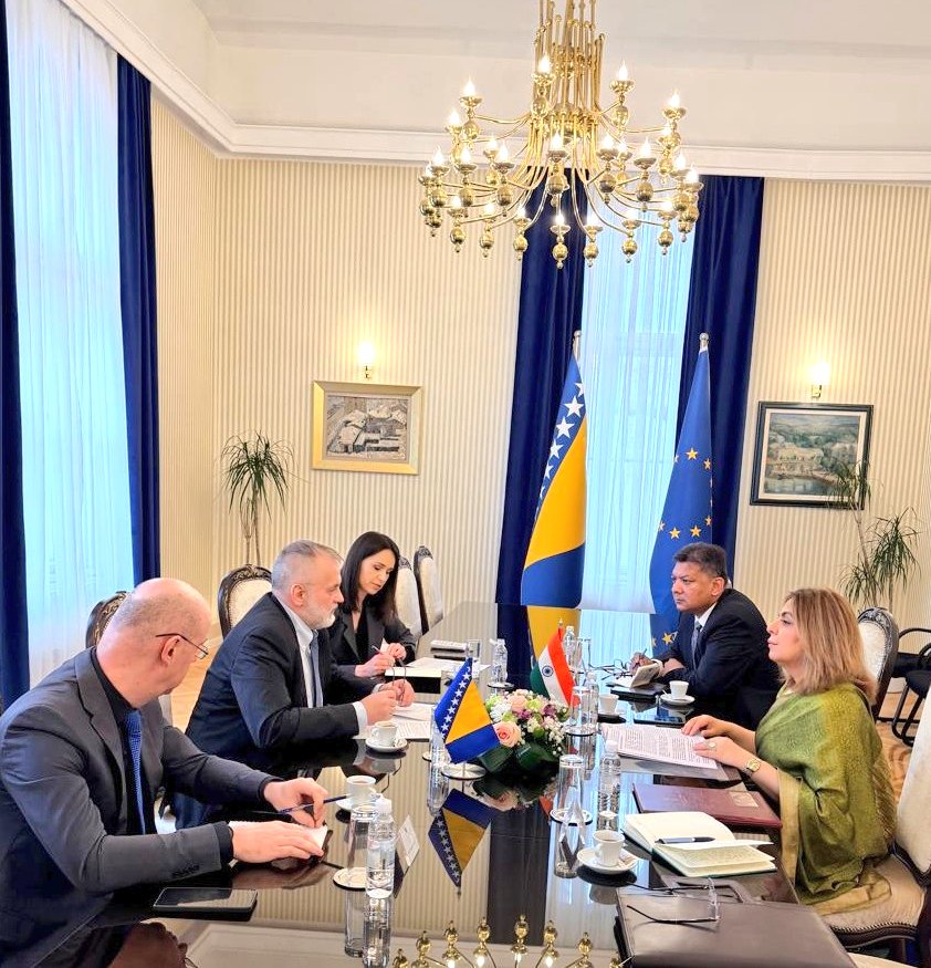 India in Hungary tweet media