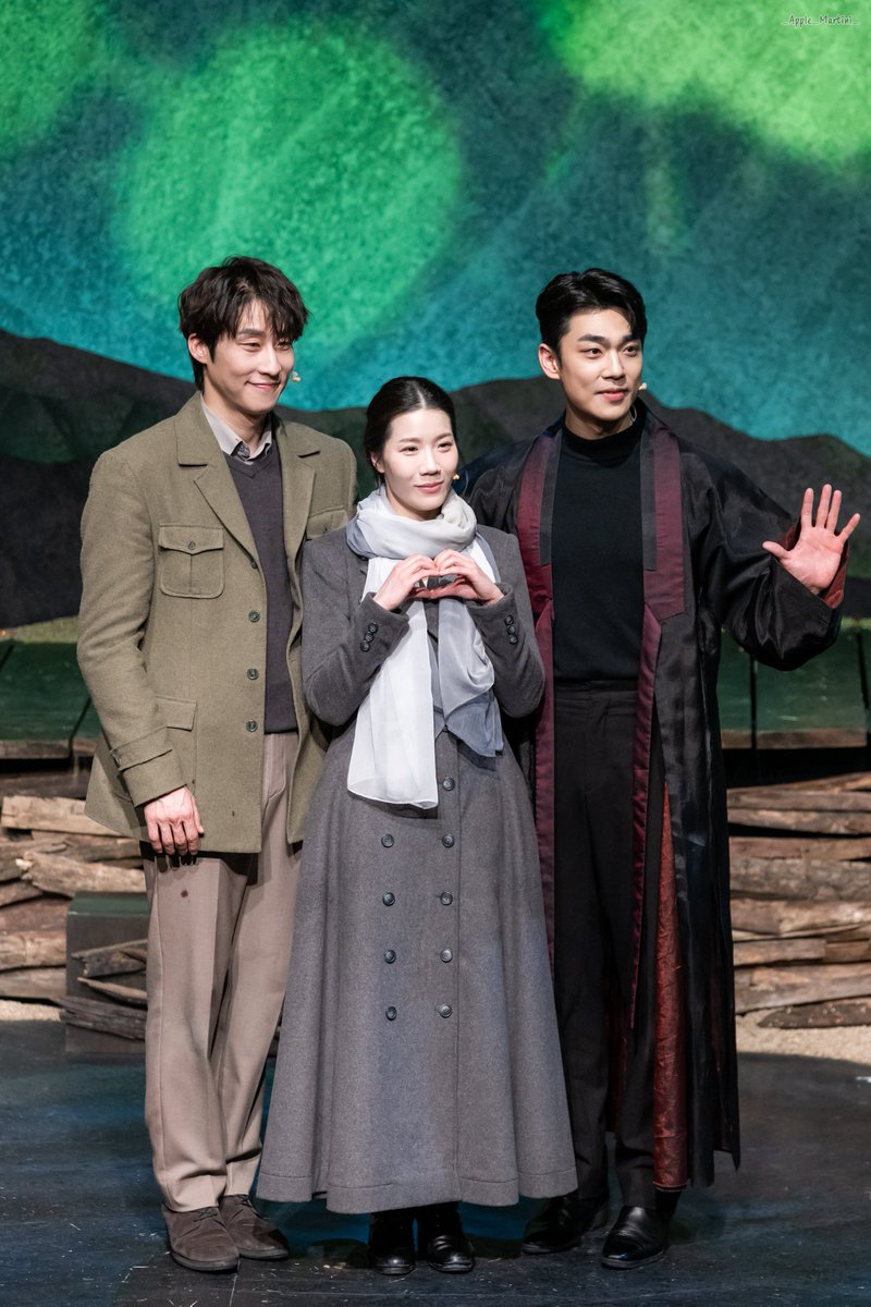 260328밤 뮤지컬 <초록> 막공 무대인사

#김지철 배우님
#김찬종 배우님
#박란주 배우님

¹