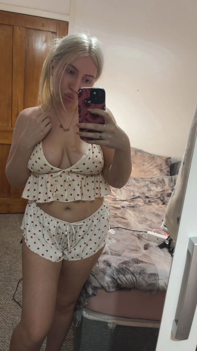 blueeyedbabyxx tweet media