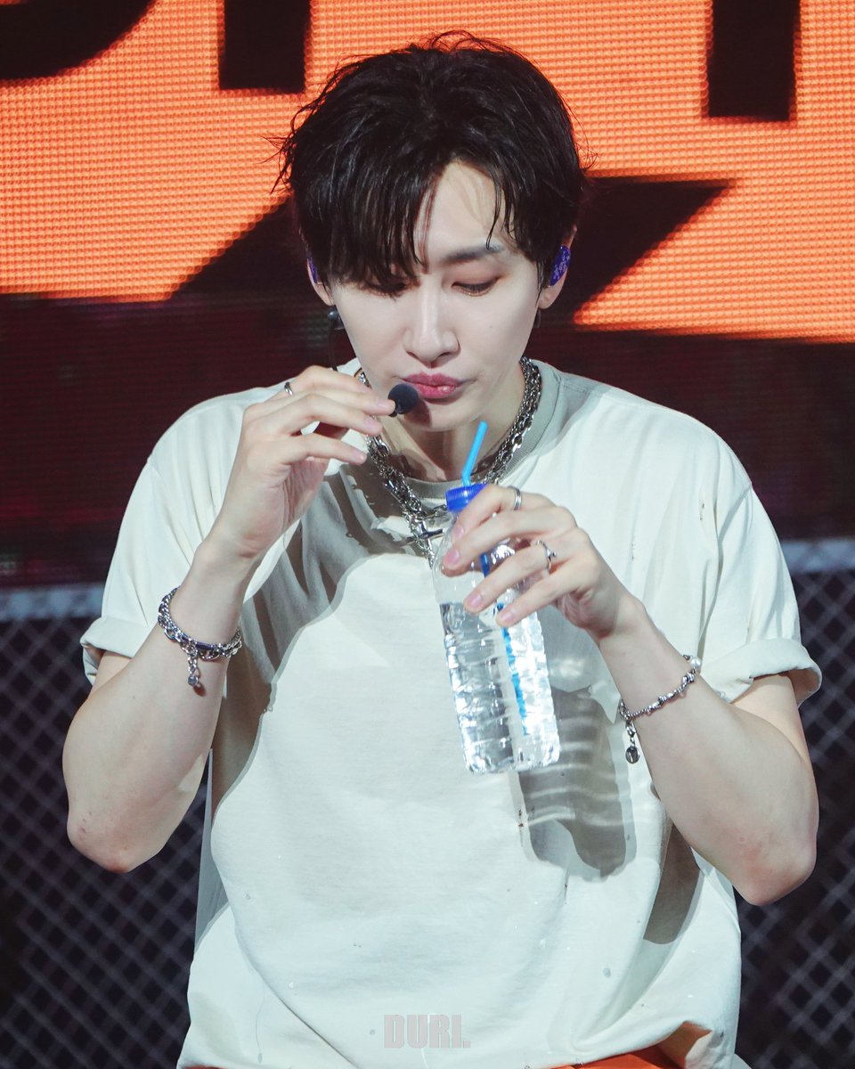 두리🍀 tweet media