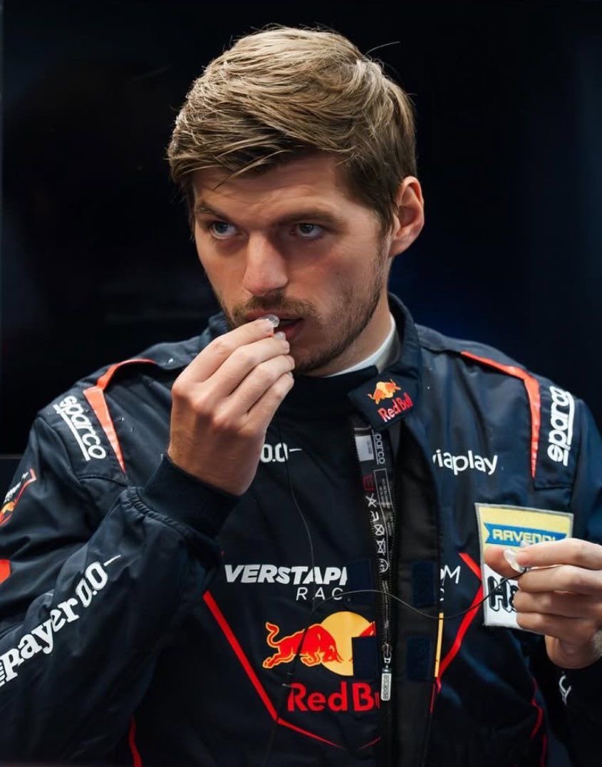 gumi😾 tweet media