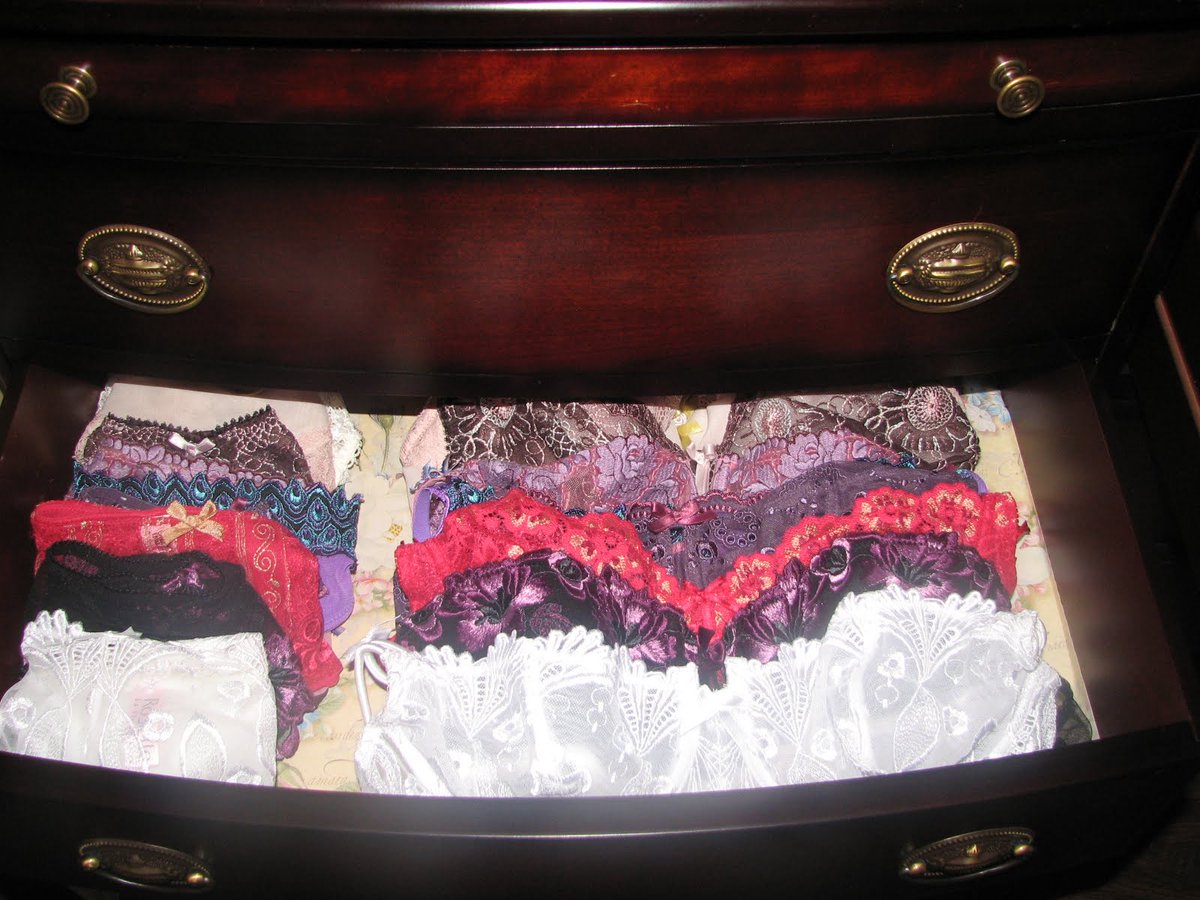 Pump4Daddy's tweet photo. Invite men over when your wife/girlfriend isn't home and let the use her panties and bras to jerk off! 
#beta #cuckold #goon https://t.co/XpVu4eqe9I