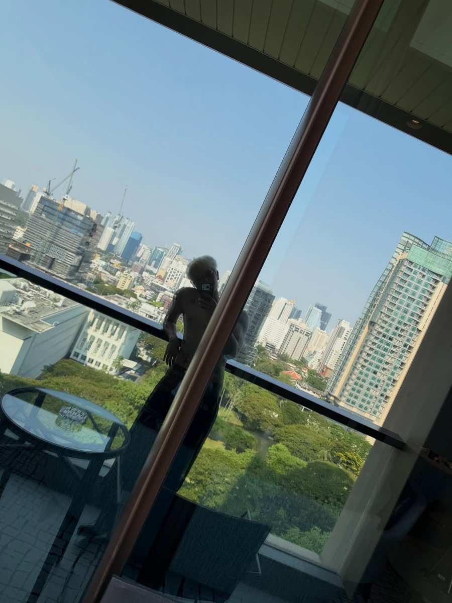 TAEYONG TH tweet media