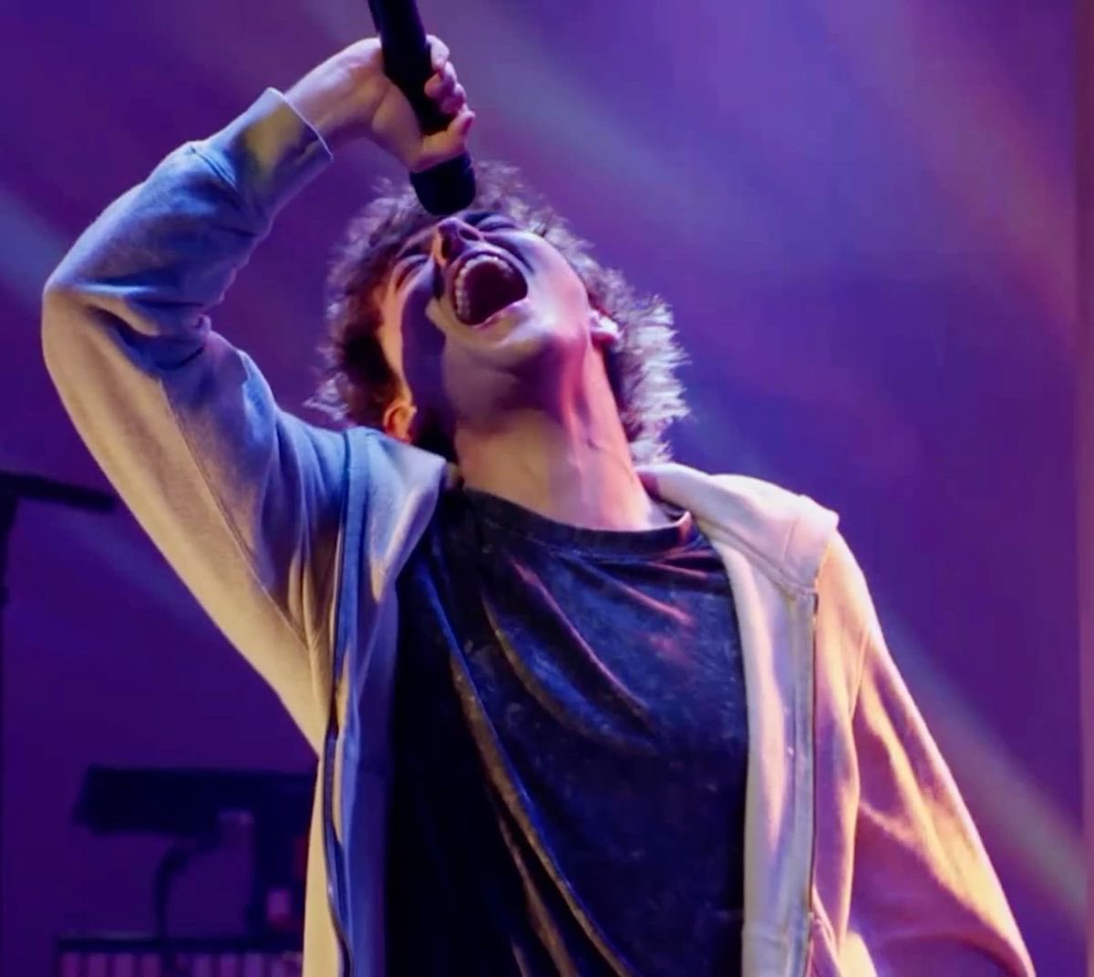 Zuzu 🌹🪑 tweet media