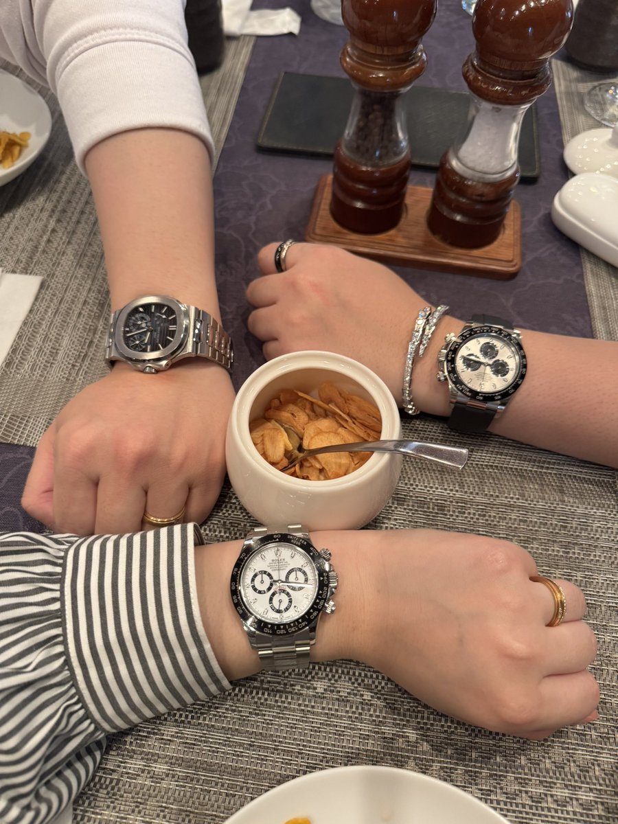 あいらさん🦪@ホイネキ tweet media