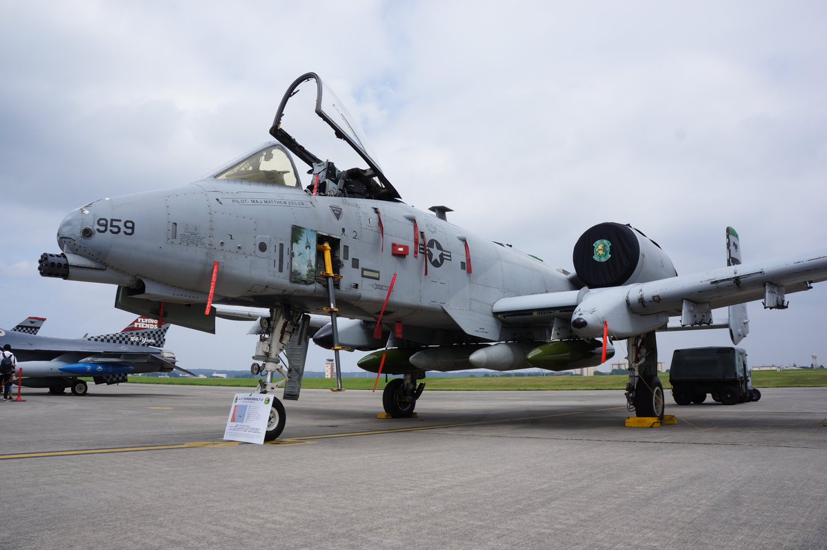 Hound ＠C107_2日目_西2ホール_あ-46ｂ tweet media