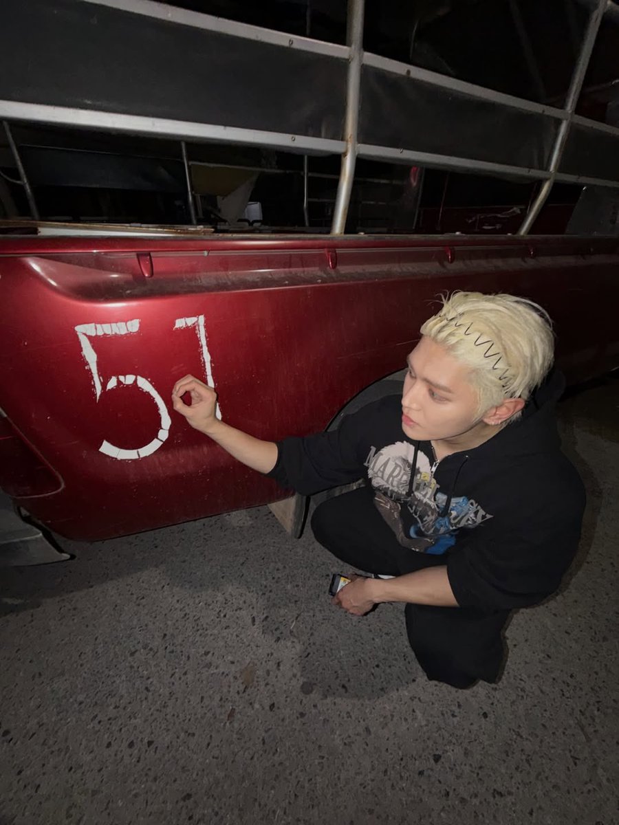 TAEYONG TH tweet media