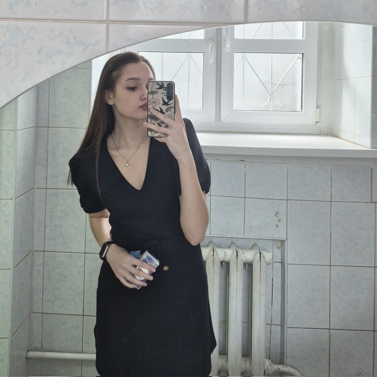 катя девочка-соседка tweet media