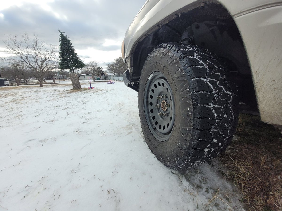 Kenneth Walton tweet media