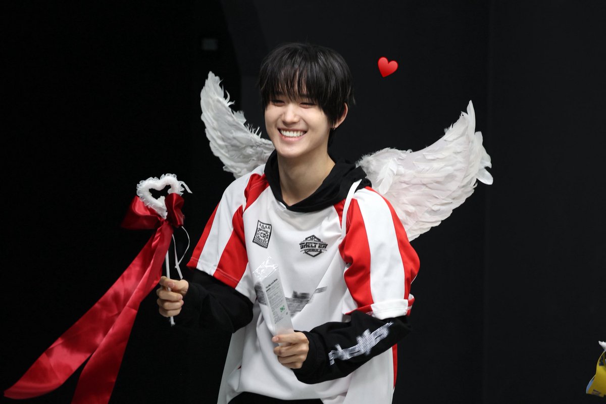 𝗺𝗶𝗻𝗮𝗺𝗶♥️ tweet media