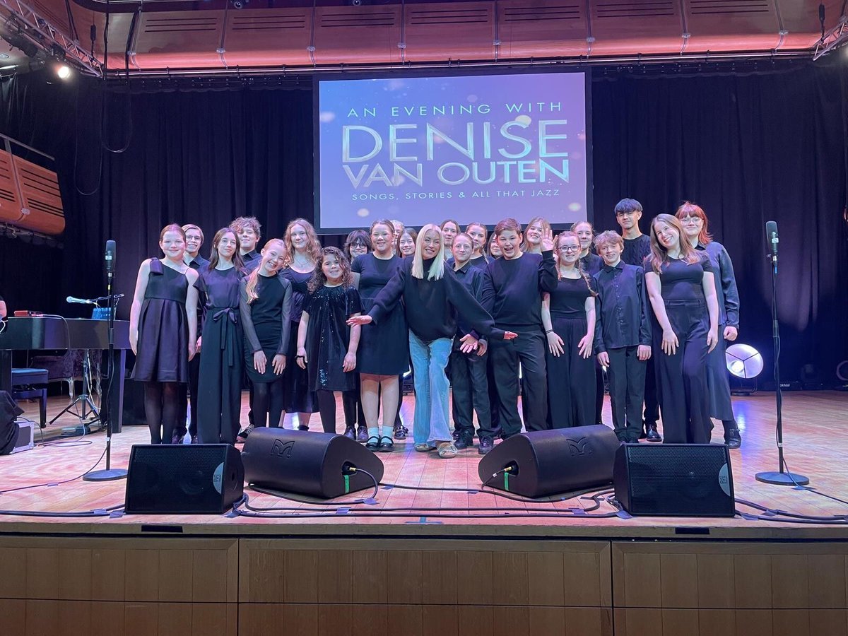 Ipswich High School tweet media