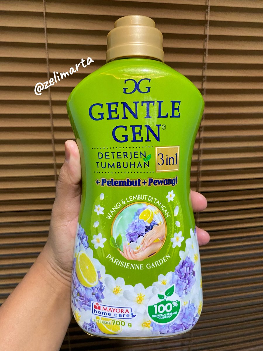 zelimarta's tweet photo. HAH? SUNGKEM BANGET SAMA YANG BIKIN INI, KOK BISA BARU TAU SEKARANG?? 😭🤍✨

Jujur awalnya cuma fomo nyobain si ijo ini karena seliweran terus. Pas pertama nyoba emang wangi banget, tapi yang bikin kaget tuh pas aku sempet lupa angkat jemuran dari pengering... https://t.co/jdwd1kvmht