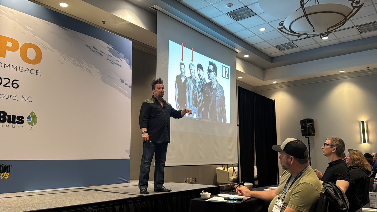 STNMagazine's tweet image. “Everyone notices the lead singer.”

Jim Knight explains that even though all eyes might be on the leader, they can’t do what they do without the rest of their team and that everyone needs to be “singing off the same sheet of music.”

@KnightSpeaker #STNEXPO #DreamTeam