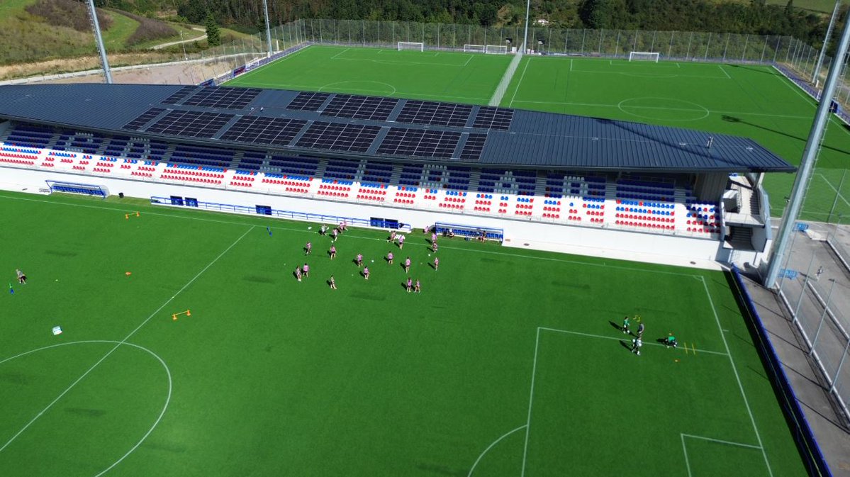 Photos of SD Eibar's impressive Areitio Sports Complex, situated around 6km west of the town centre. 
SD Eibar B has played its home fixtures here since the start of the 2025-26 Segunda Federación season. The facility cost €16m and features five full-size pitches, two of which