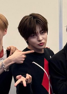 めろさん（🦁🐈‍⬛🖤） tweet media