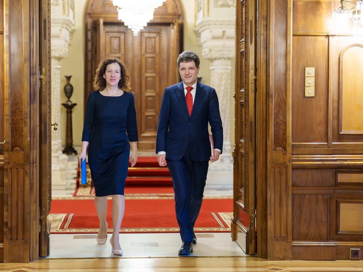 Nicușor Dan tweet media