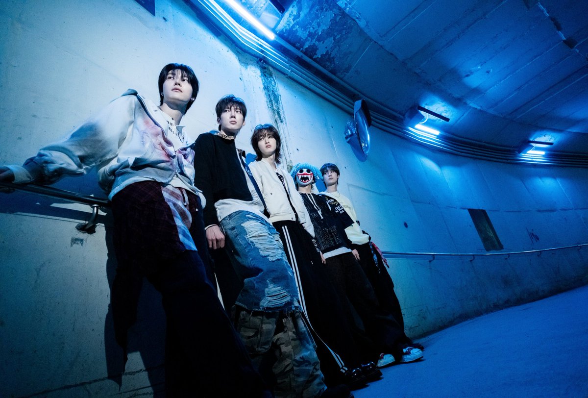 赤 rest 🌊 tweet media